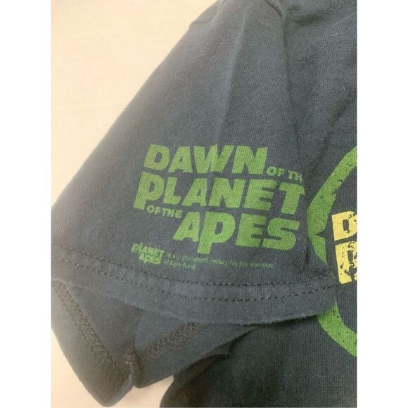Planet of The Apes T-shirt - Picture 3 of 6